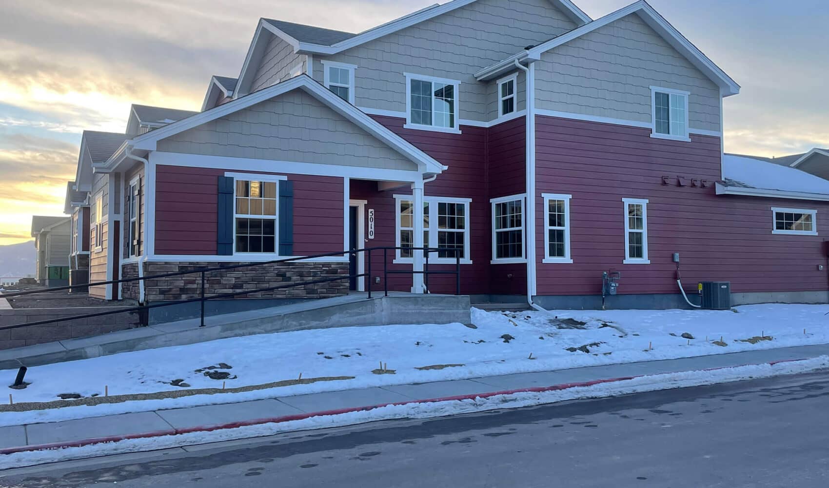 5010 Mountain Vista Heights - Image