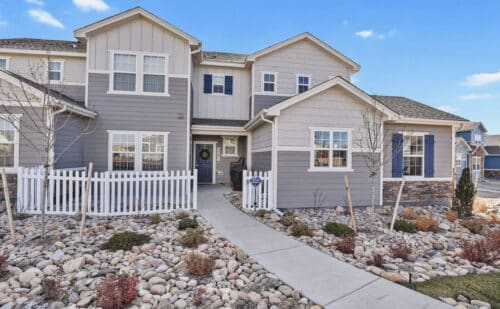 Two storeys home in 5260 Mountain Vista Heights