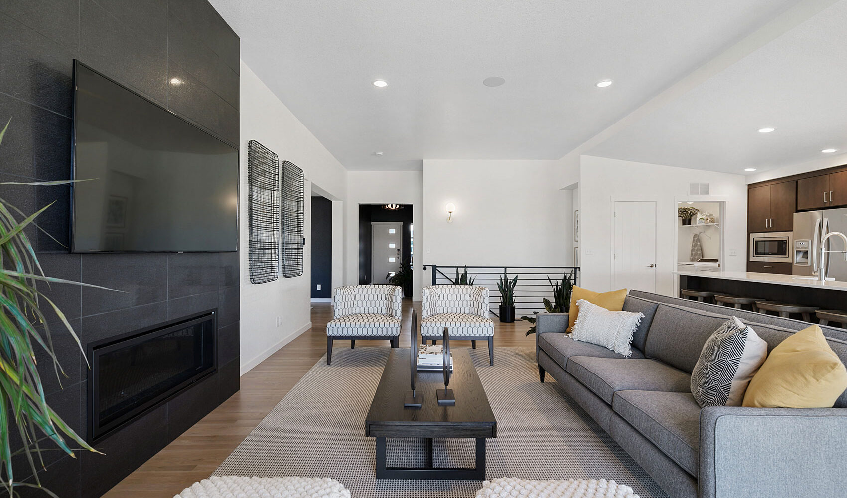 Keller Homes Vineyard Great Room to Entry