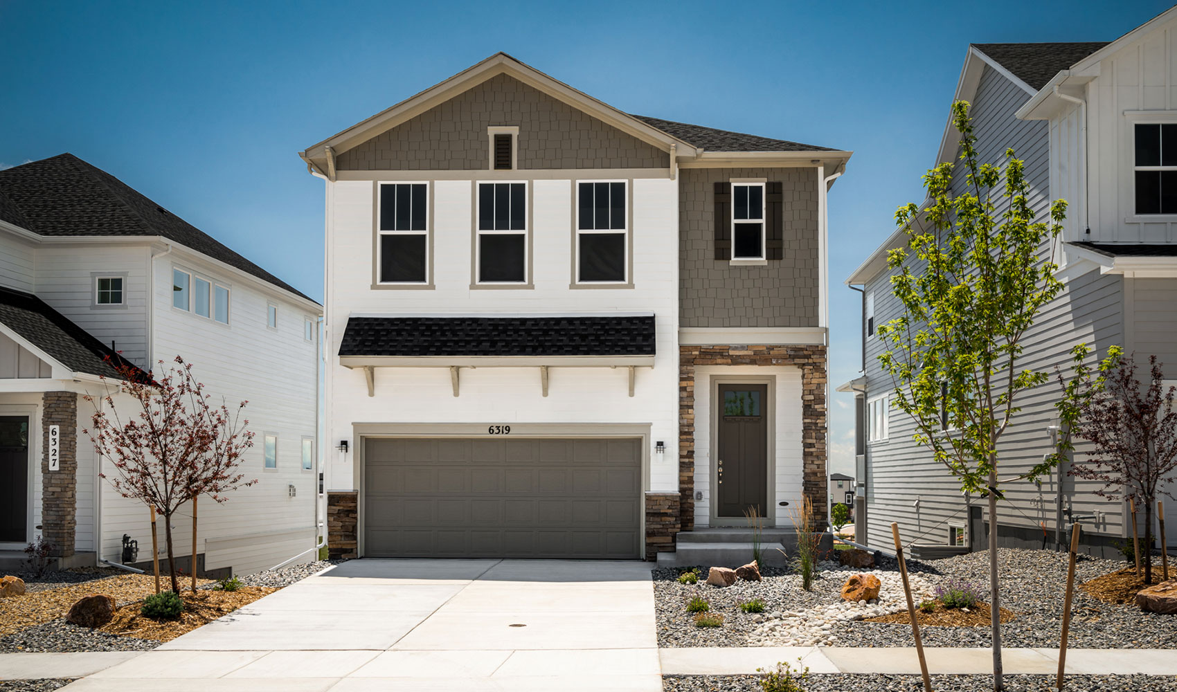 Ethridge: Two story home with walkout basement