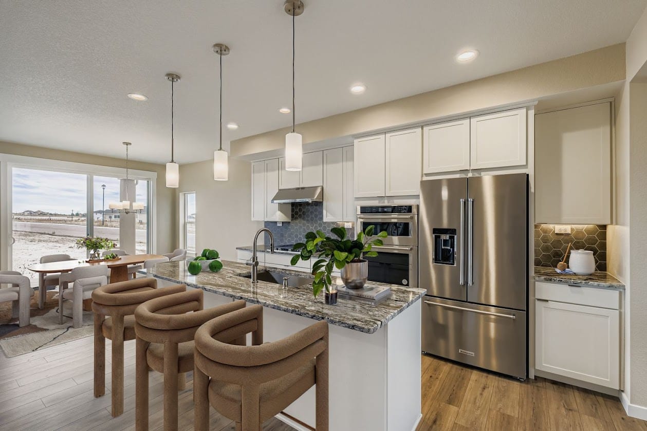 6362 - Luxury Ranch Home