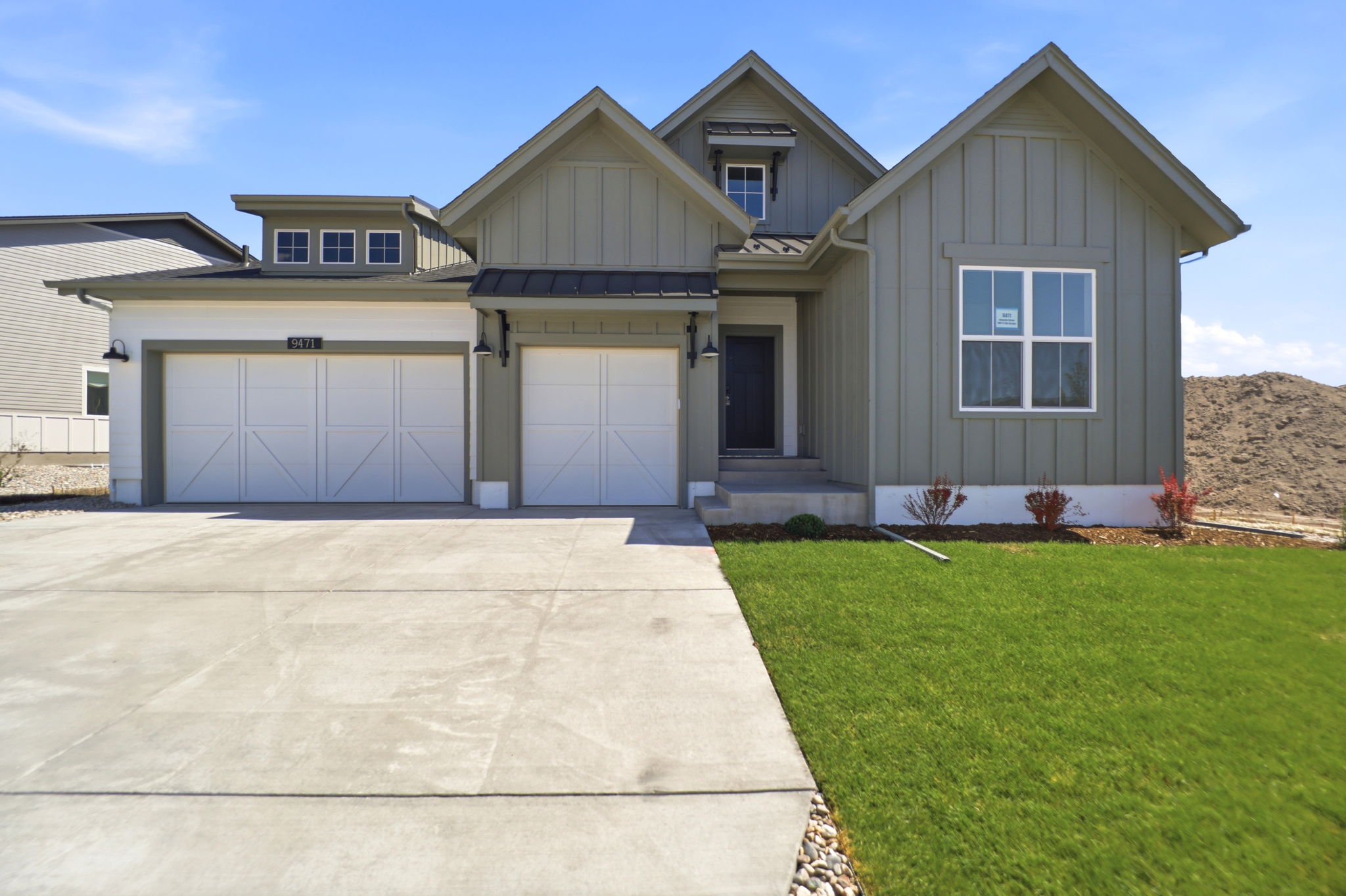 9471 Allouche Street - Front yayrd landscaping